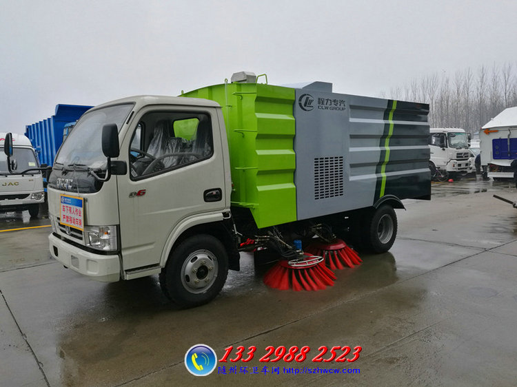 东风小多利卡国五扫路车