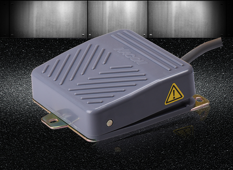 进口小型方形塑料脚踏开关 HRF-M2C